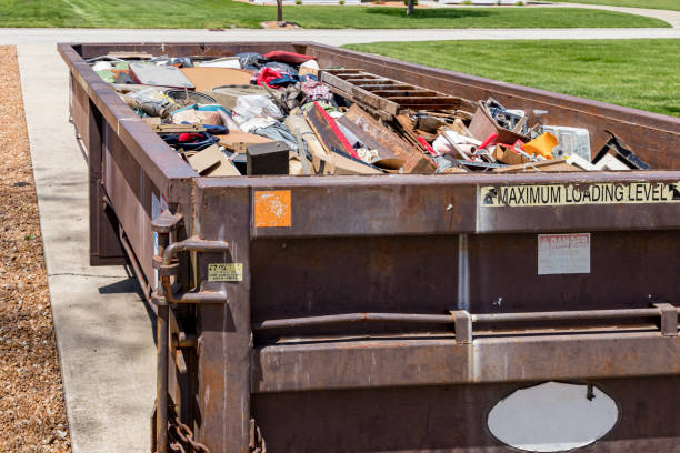 Best Estate Cleanout  in Silver Springs Shores, FL